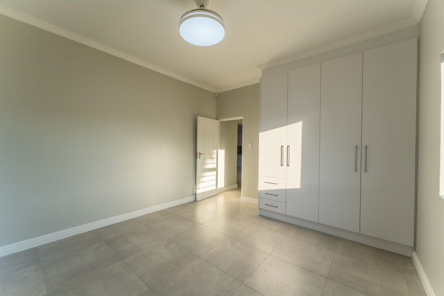 3 Bedroom Property for Sale in Wavecrest Eastern Cape